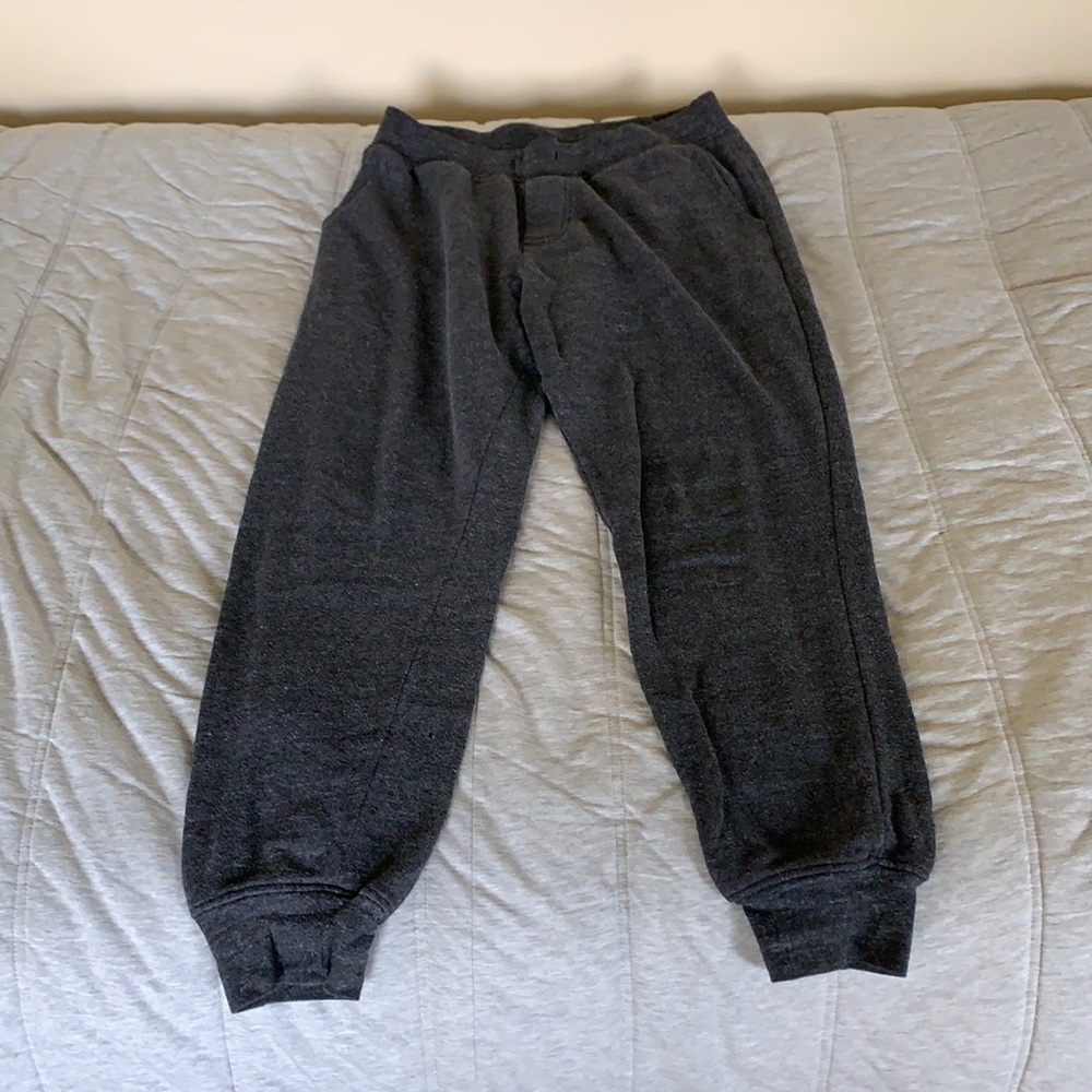 Alternative earth sweatpants